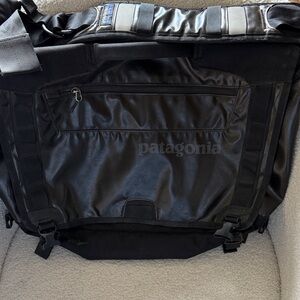 Patagonia Black Men's Messenger Bag